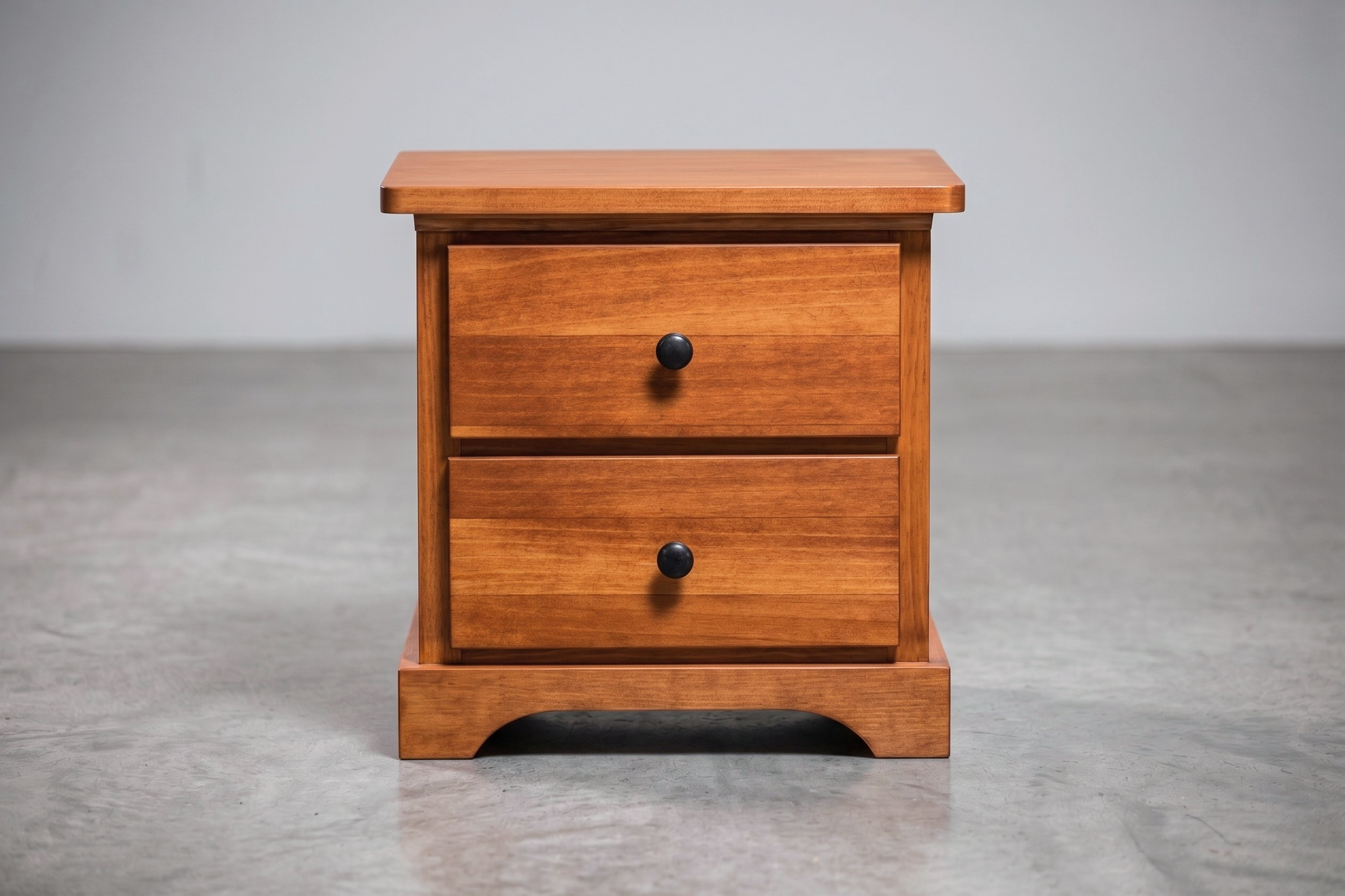 Polo Nightstand in Victoria