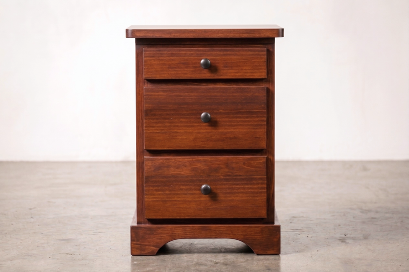 Polo Nightstand in Victoria