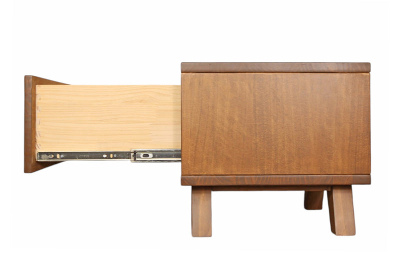 Alistair Nightstand in Victoria