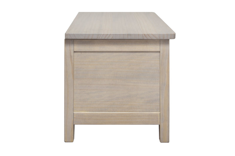 Pine Blanket & Toy Box in Victoria