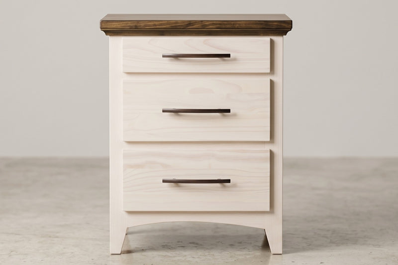 Elizabeth Nightstand in Victoria