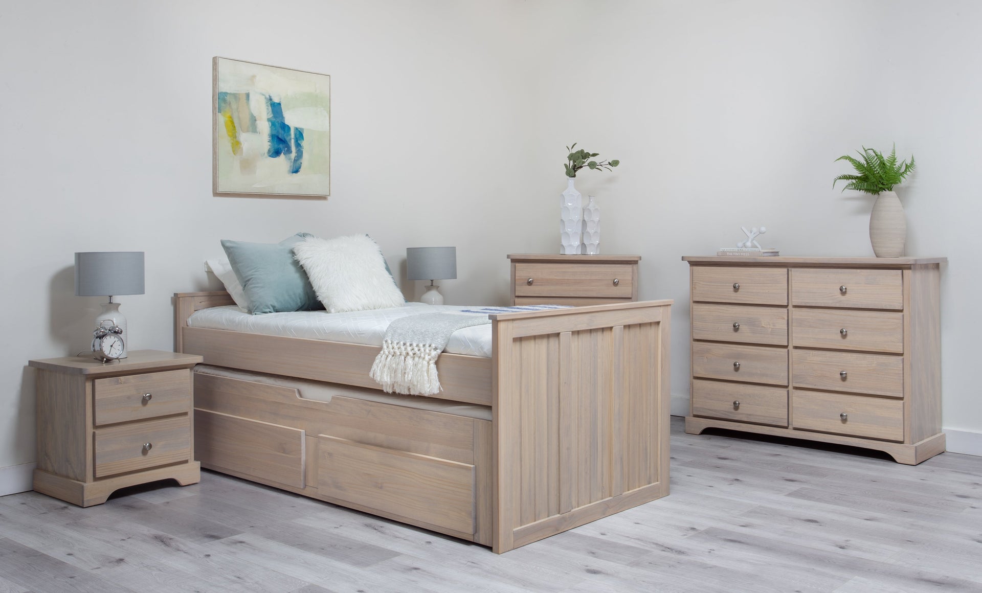 Kid's Wood Hideaway Bed Victoria