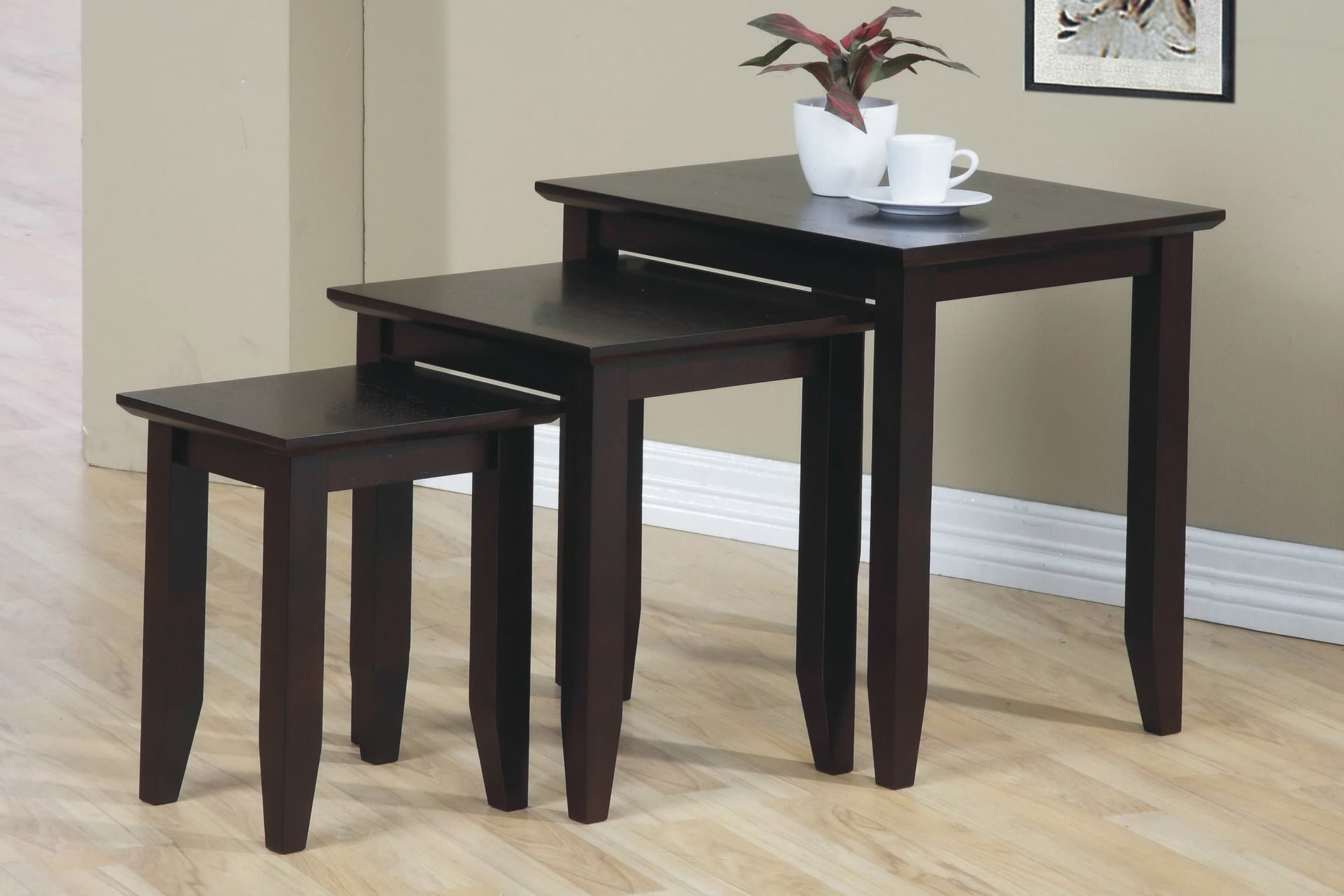 Quadra Nesting Tables